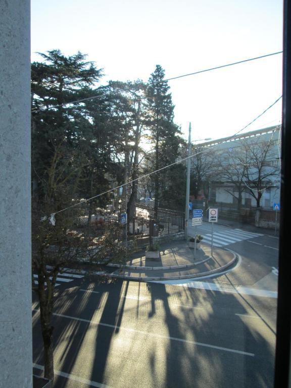 Hotel Valeria Вила Опичина Екстериор снимка