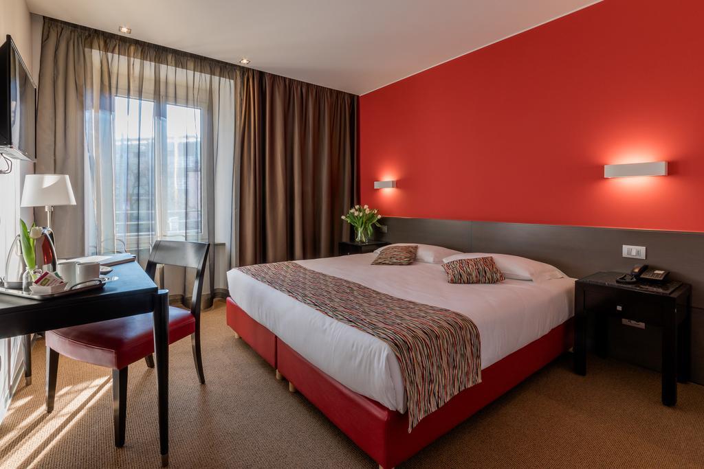 Hotel Valeria Вила Опичина Екстериор снимка