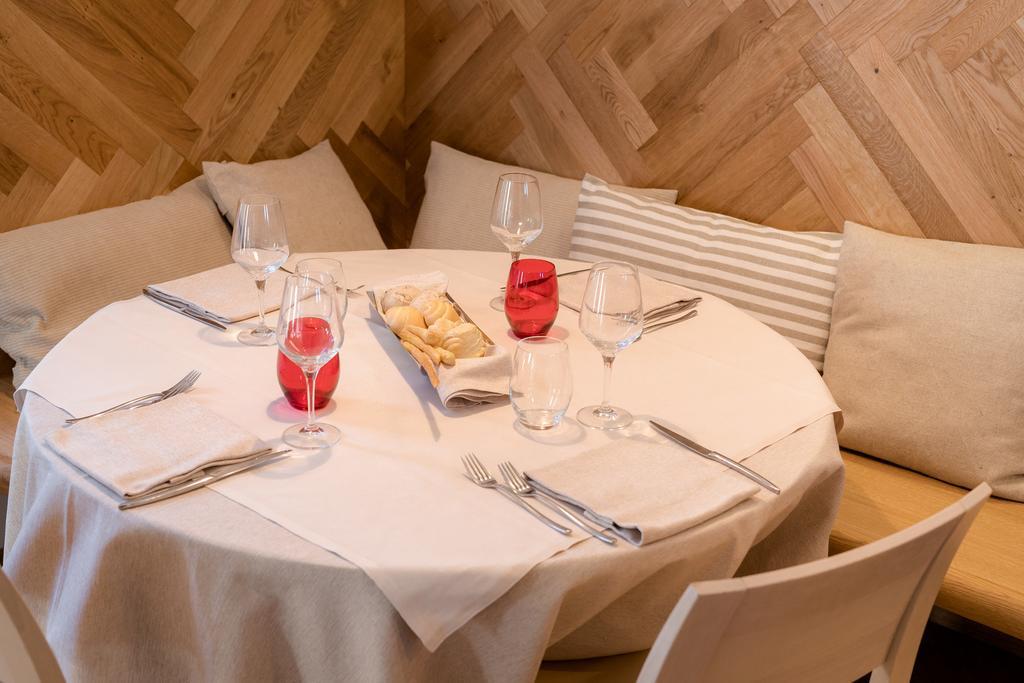 Hotel Valeria Вила Опичина Екстериор снимка