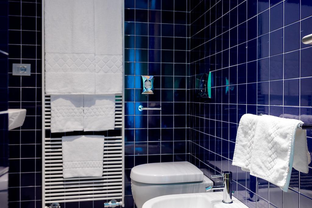Hotel Valeria Вила Опичина Екстериор снимка