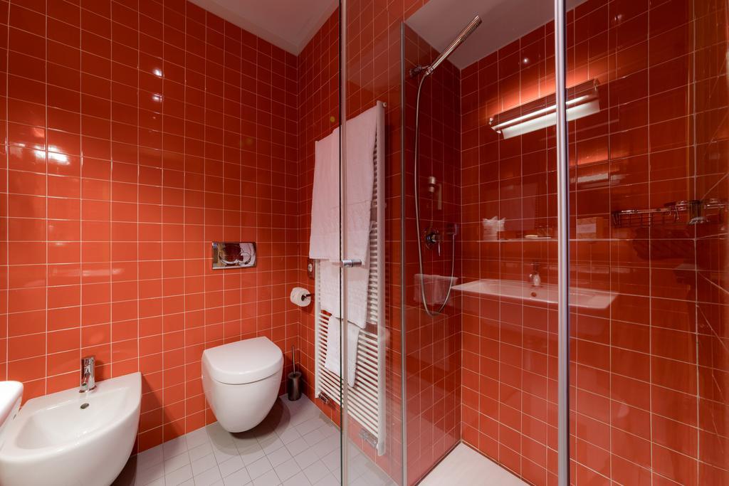 Hotel Valeria Вила Опичина Екстериор снимка